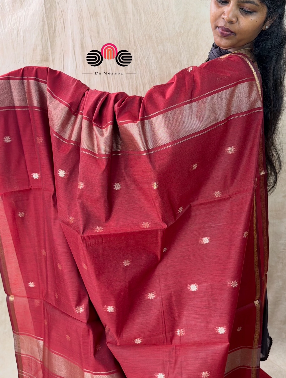 Maheshwari Semi Silk Cotton Saree - Dii028