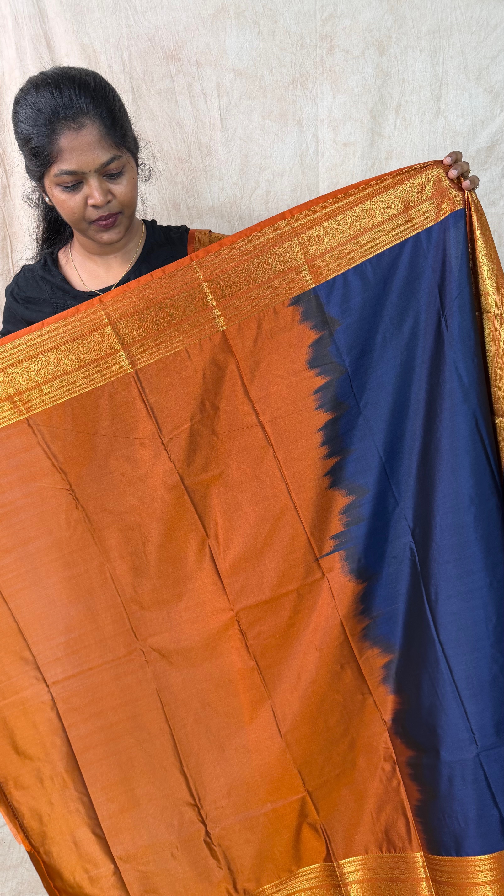 Premium Vegan Soft Silk Saree - Dii017