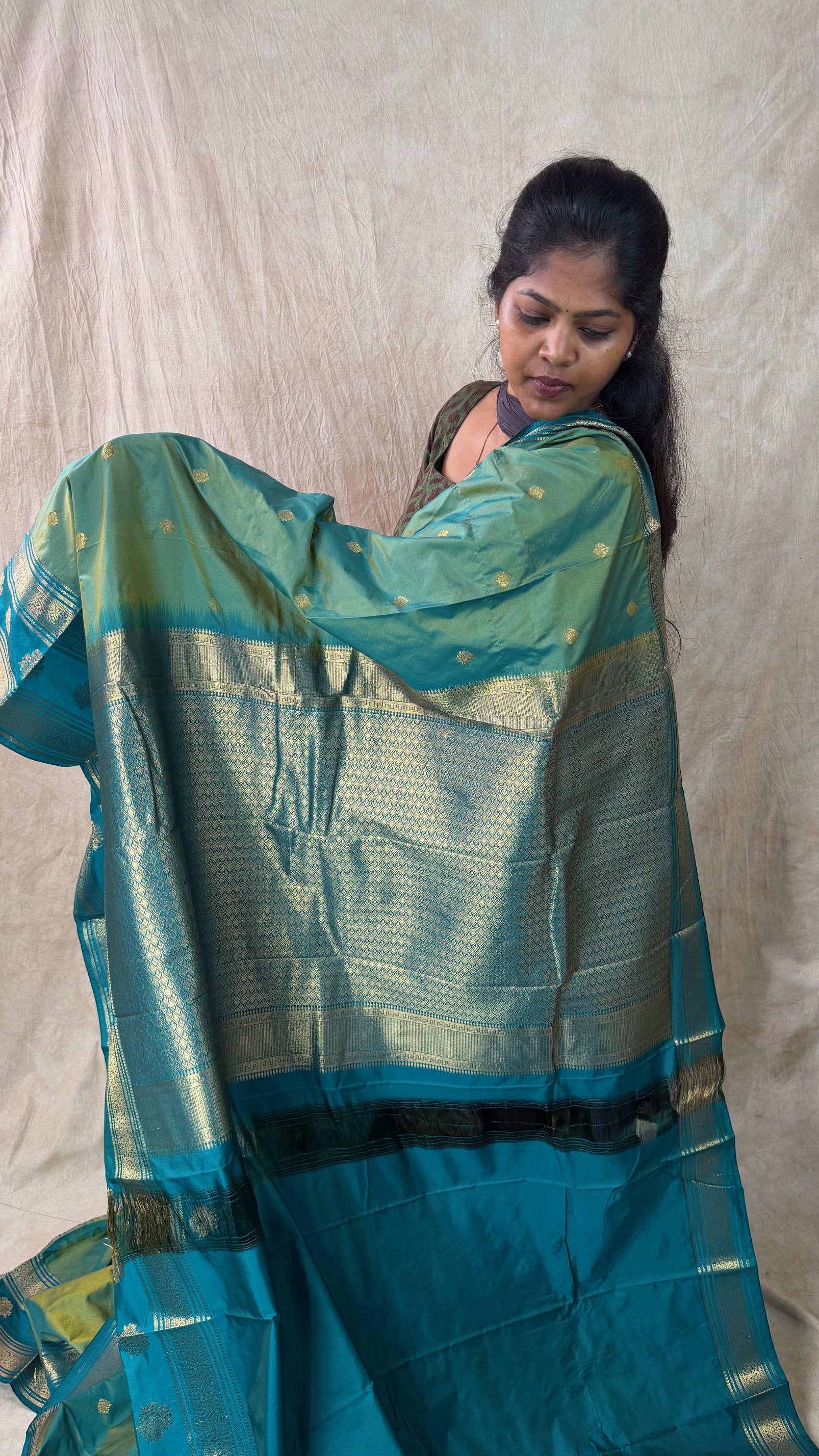 Premium Kanchi Soft Silk Saree - Dii025