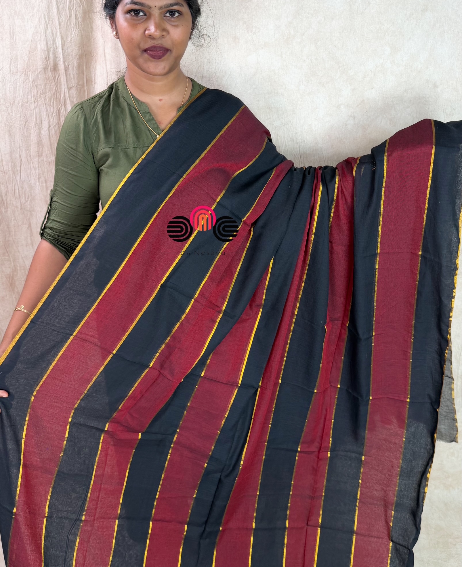 Pure MulMul Cotton Saree - Dii044