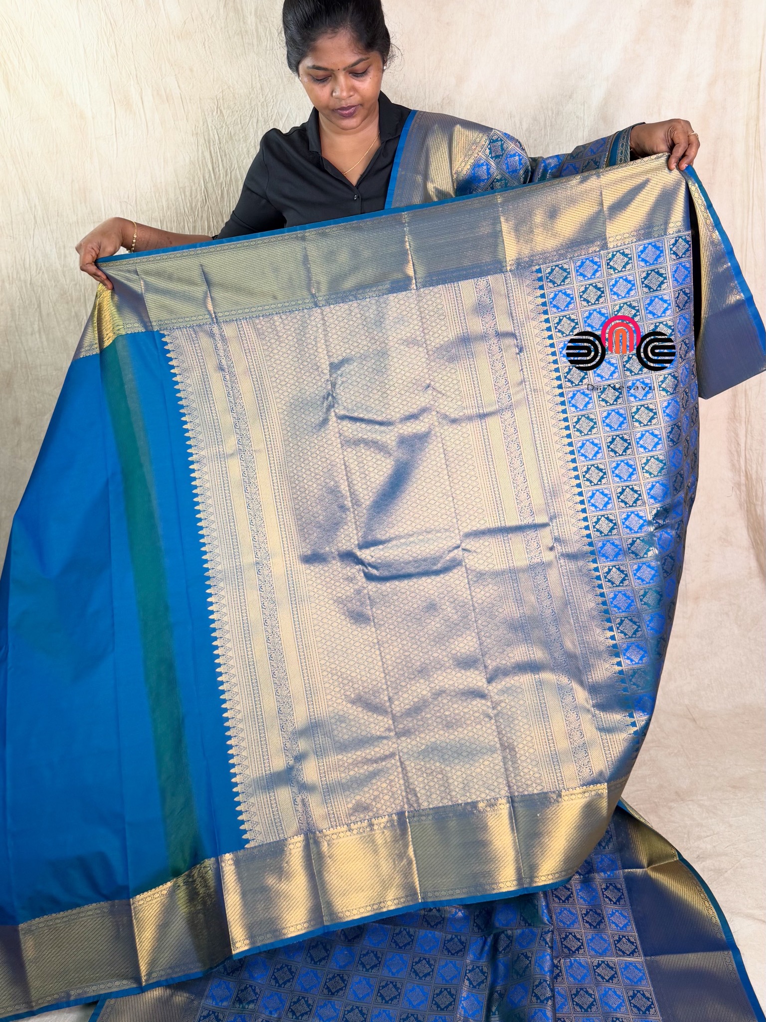 Premium Kanchi Soft Silk Saree - Dii095