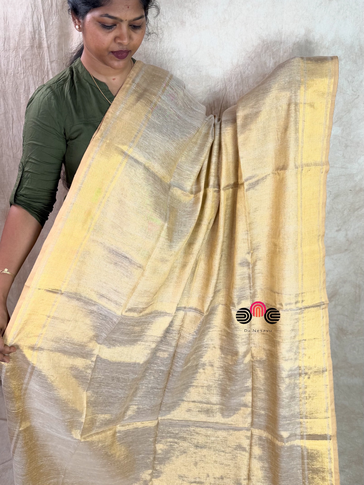 Premium Mul Tissue Saree - Dii046