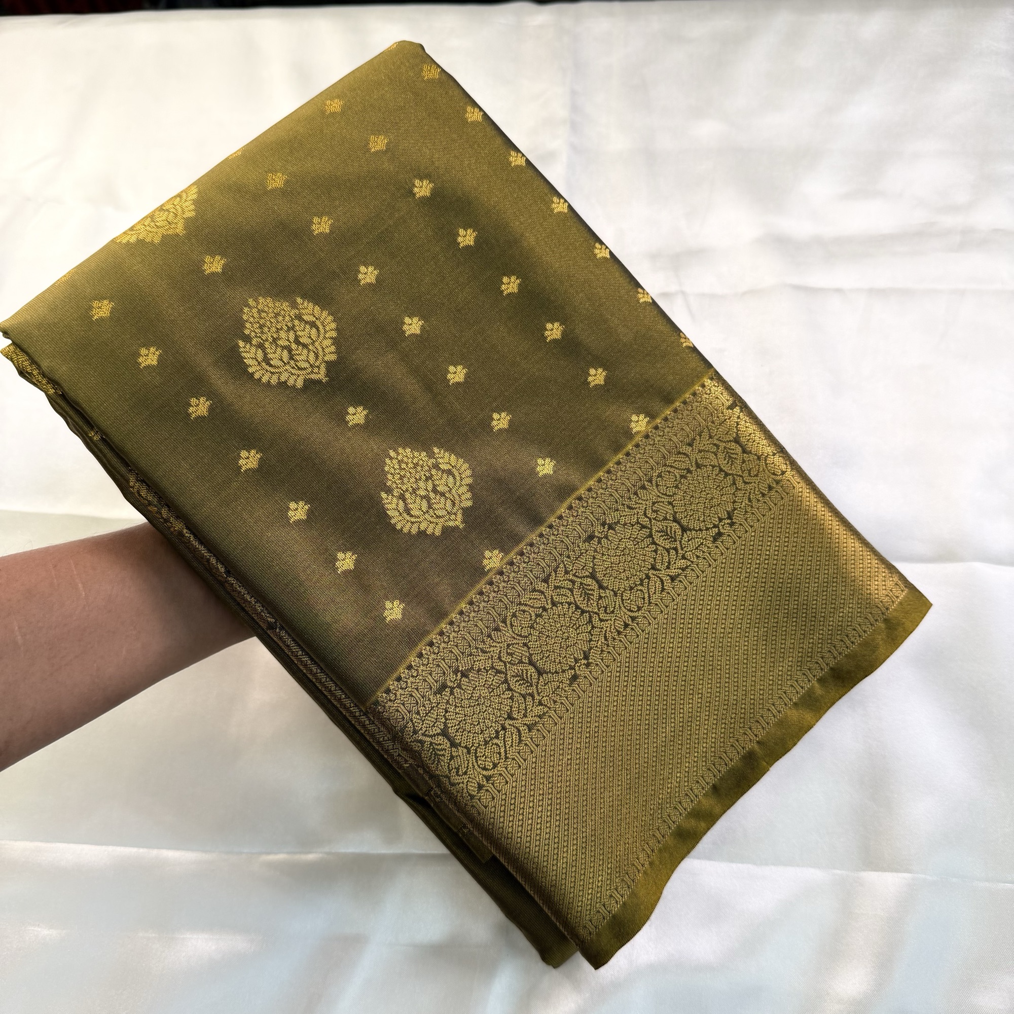 Premium Kanchi Soft Silk Saree - Dii006