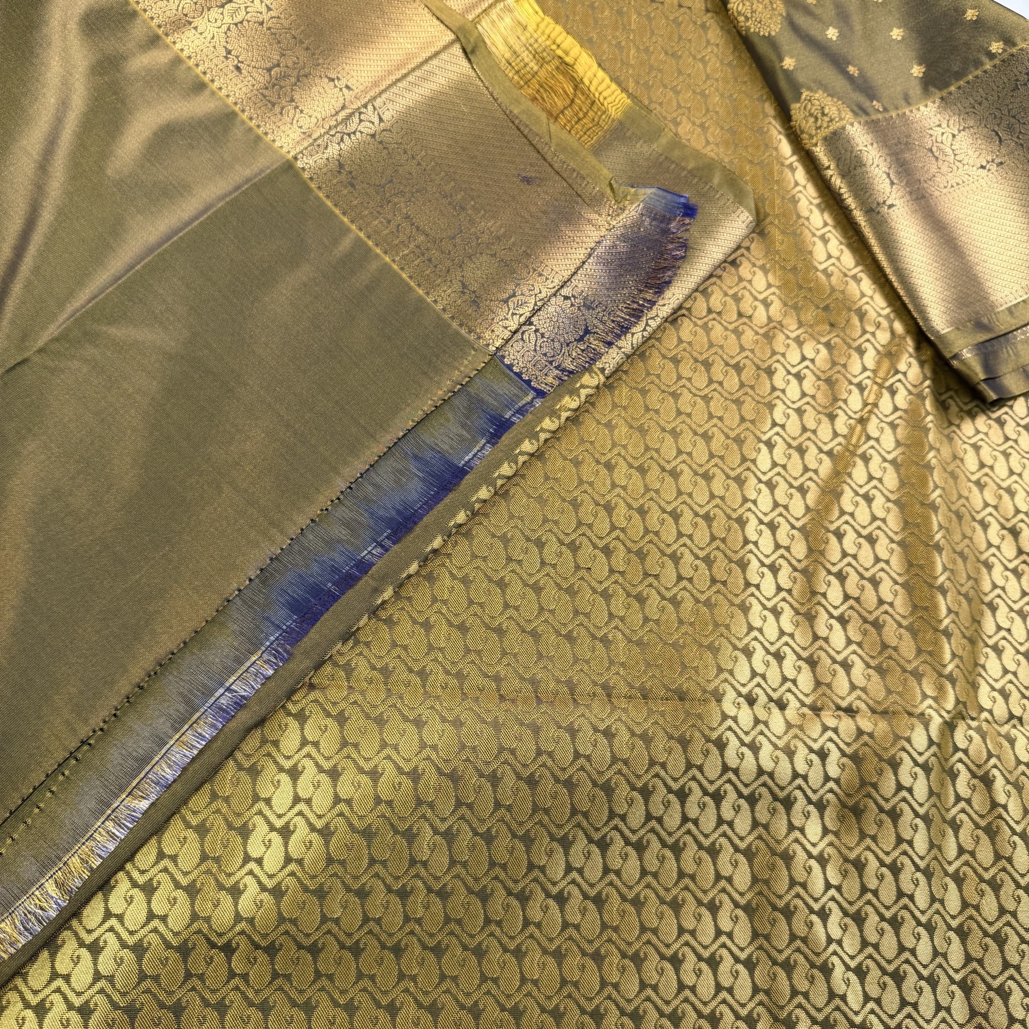 Premium Kanchi Soft Silk Saree - Dii006
