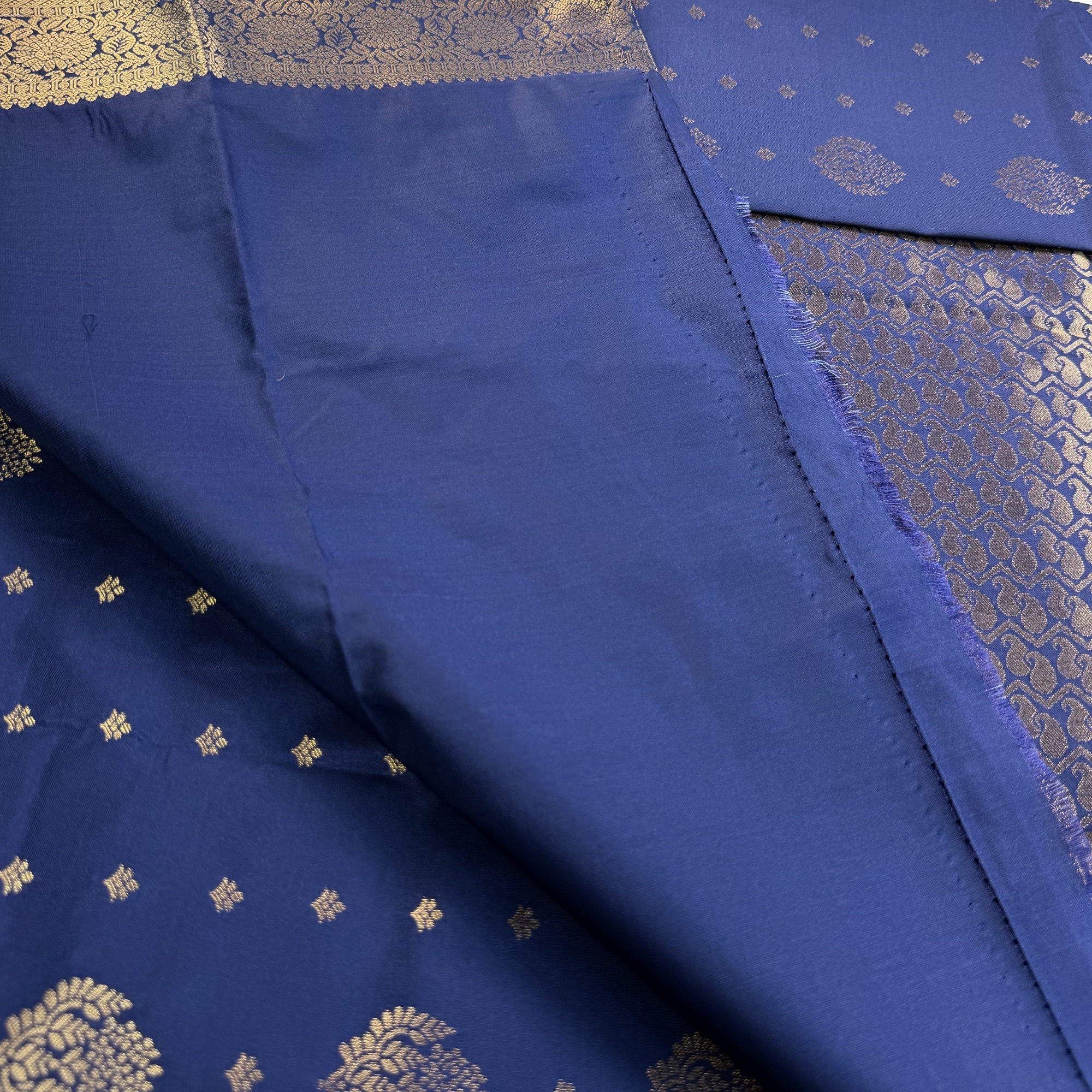 Premium Kanchi Soft Silk Saree - Dii004