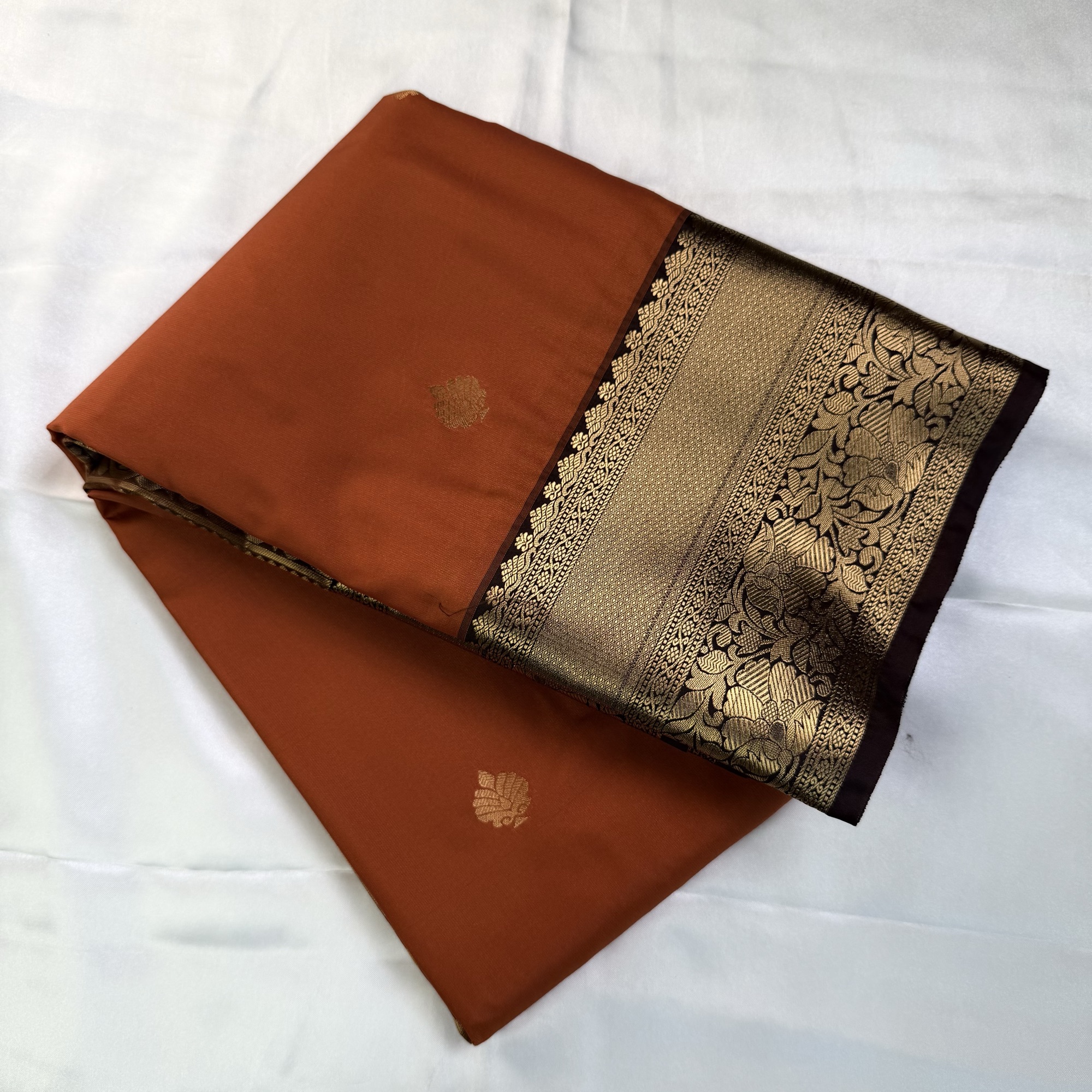 Premium Korvai Soft Silk Saree - Dii002