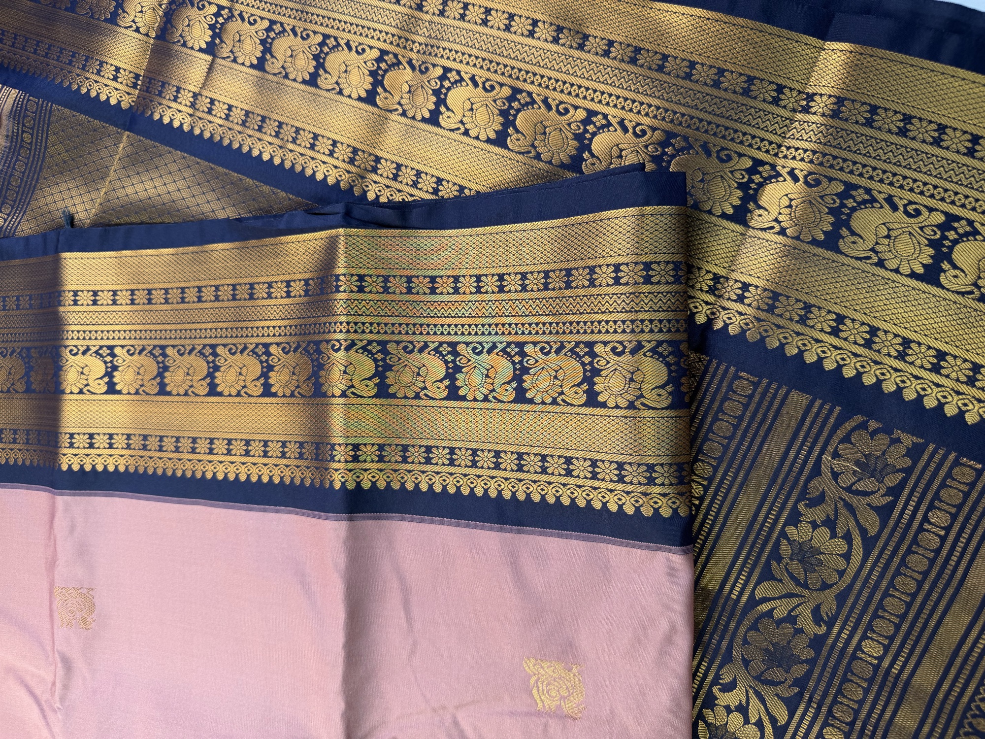 Premium Korvai Soft Silk Saree - Dii008