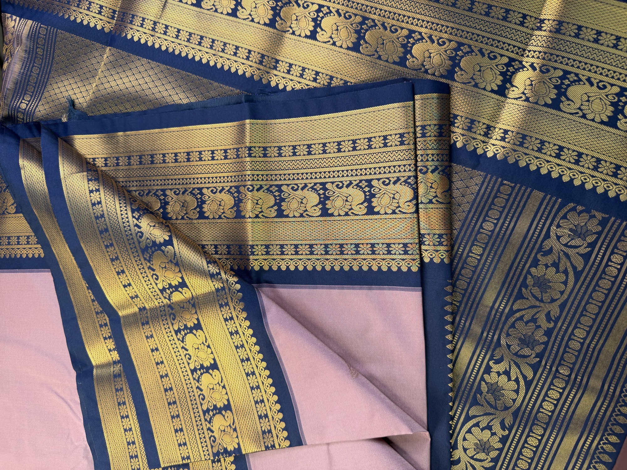 Premium Korvai Soft Silk Saree - Dii008